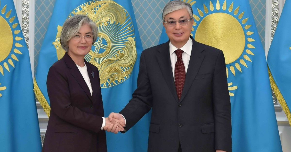 Мемлекет басшысы Кореяның Сыртқы істер министрін қабылдады