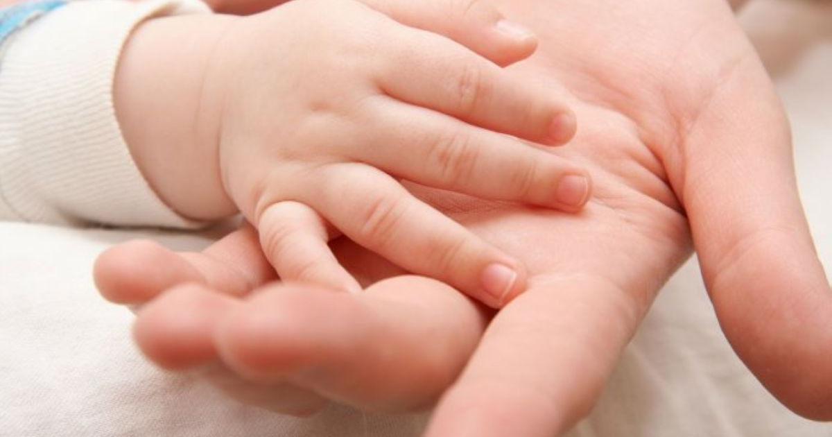 Сәбиінің мұрны түсіп қалған әйел маңғыстаулық дәрігерлердің үстінен шағым түсірді