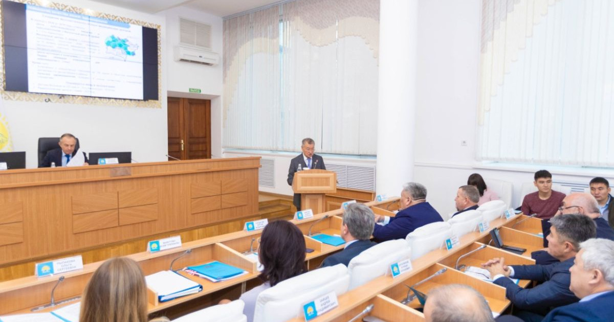 Нұротандықтар еліміздің әр аймағындағы түйткілді мәселелерді талқылады