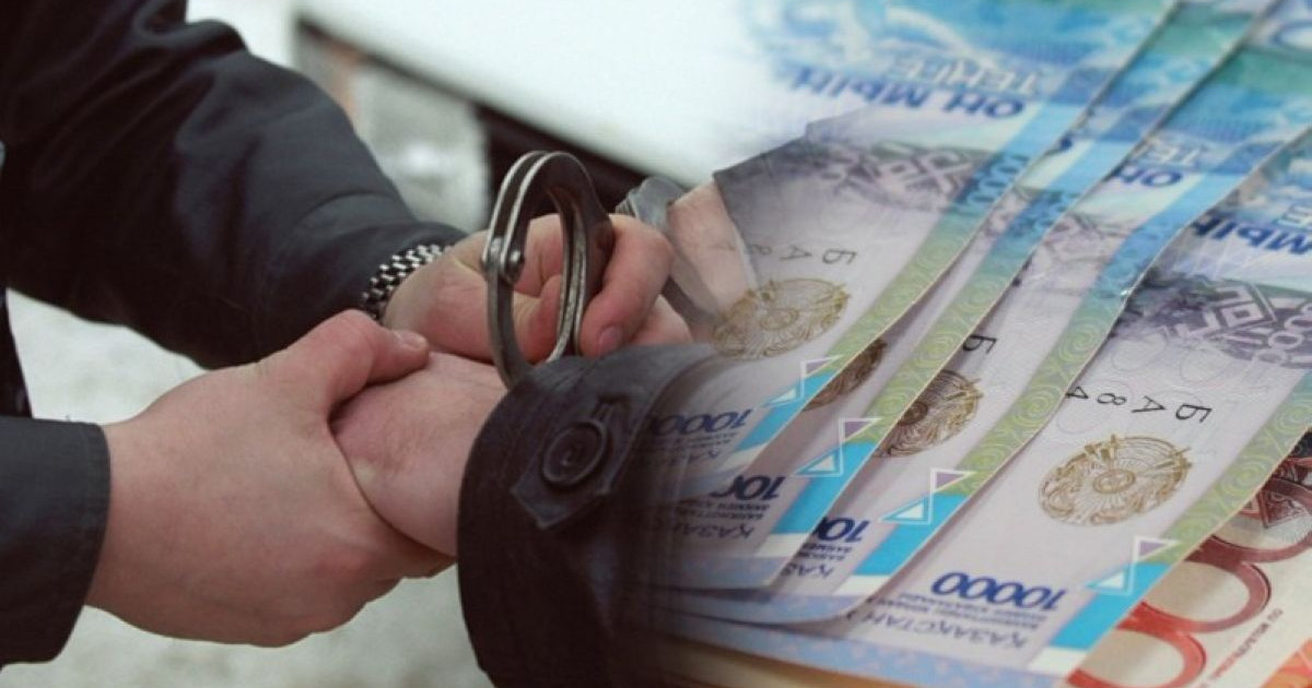 Тест тапсырушыға көмектесу үшін 400 мың теңге пара алған