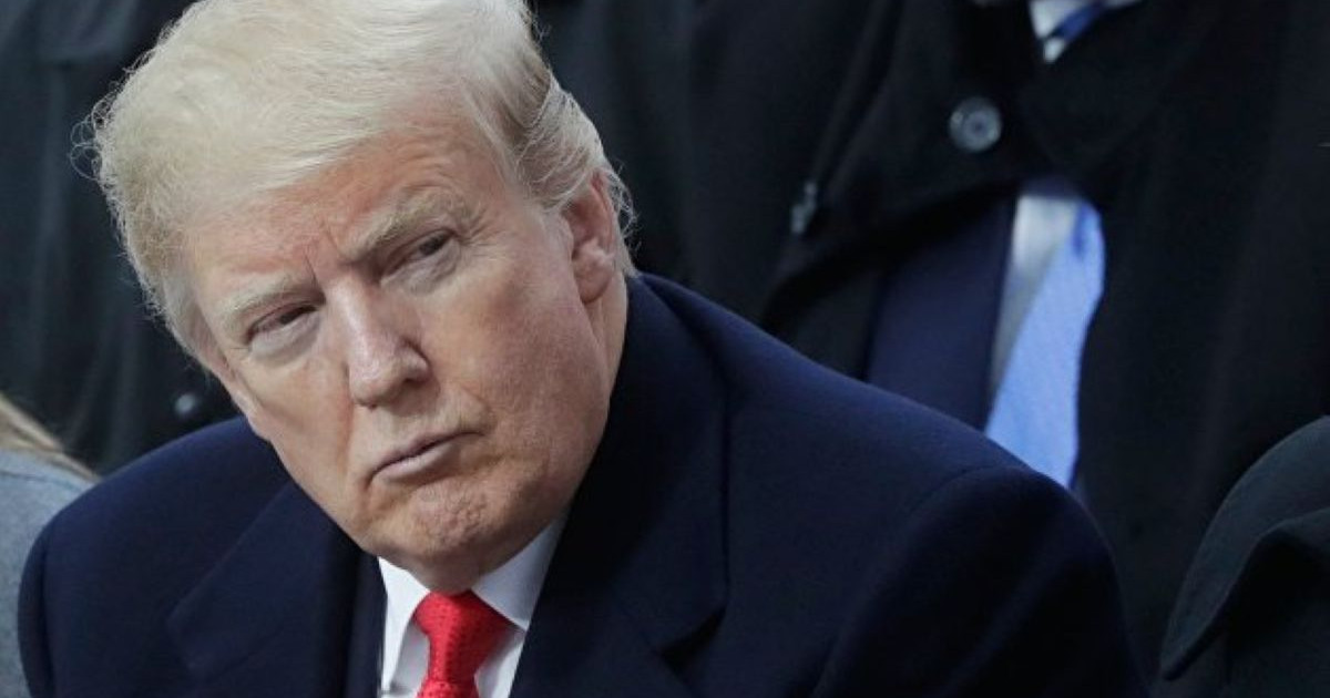 АҚШ сенаторлары Трамп импичментін қарастыруға кірісті