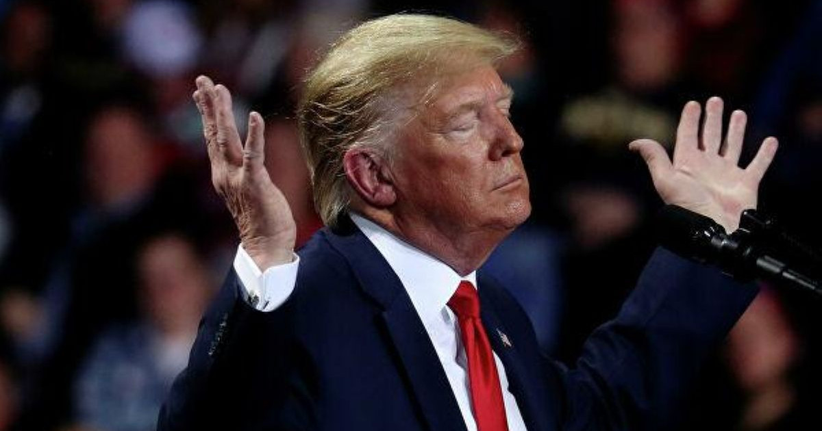 Трамп тағында қала ма?