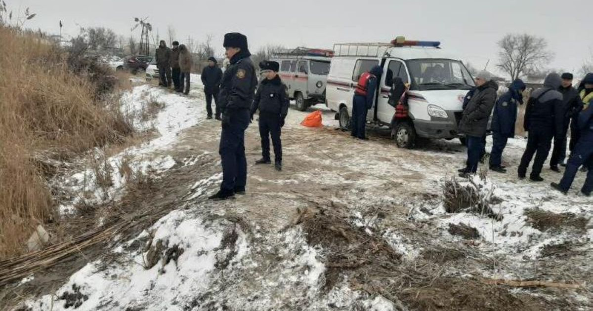 Атырауда жоғалған екі баланың біреуінің денесі табылды