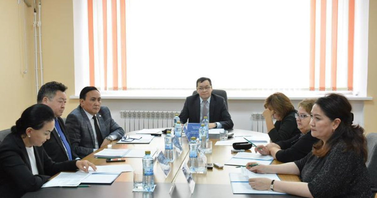 Аза тұту күні сауық-сайран құрған Ерейментау әкімі қандай жазаға тартылды?