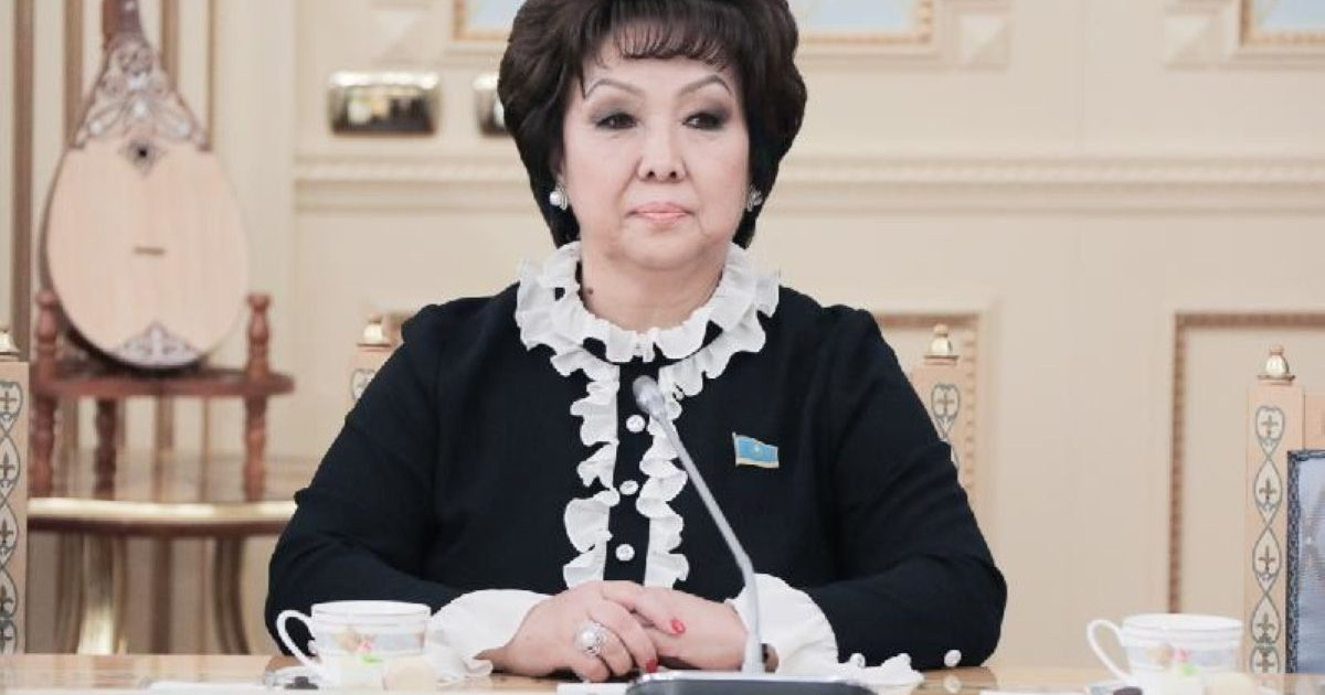 "Әншілердің шаруасына араласпаңыз!": Мейрамбек Бесбаев Зағипа Балиеваның қитұрқылығын жайып салды