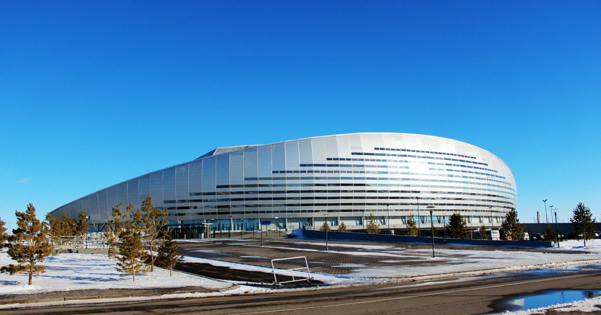 «Aстaнa Aренa» спорт кешенінің шатыры опырылып түсті (видео)