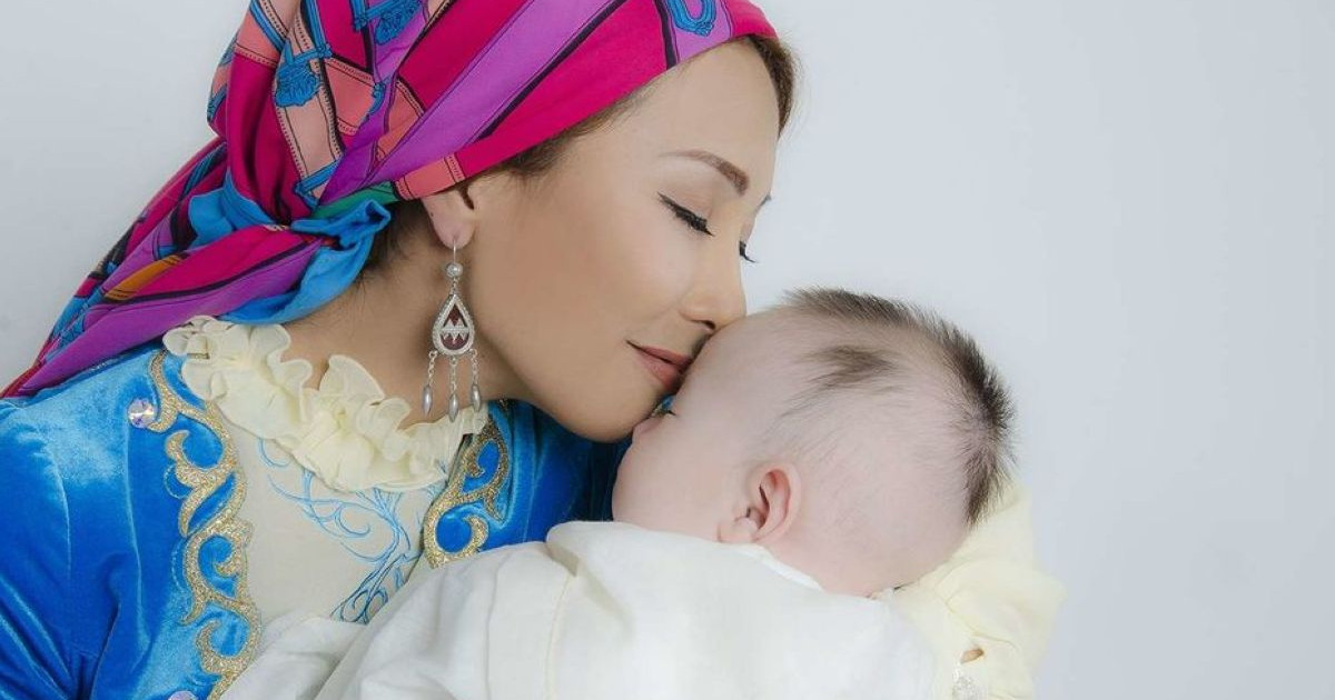 Елімізде бала күтіміне байланысты жәрдемақыны 3 жасқа дейін төлеу ұсынылды