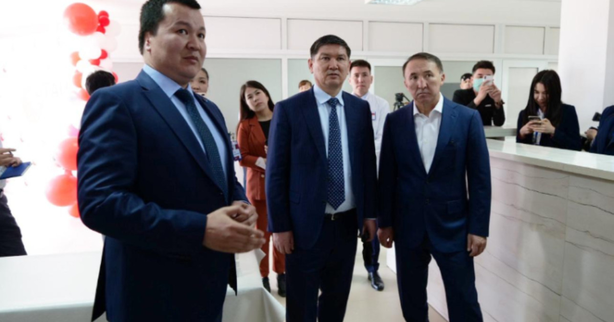 Шымкенттік меценат коронавируспен күреске 20 млн теңге аударды