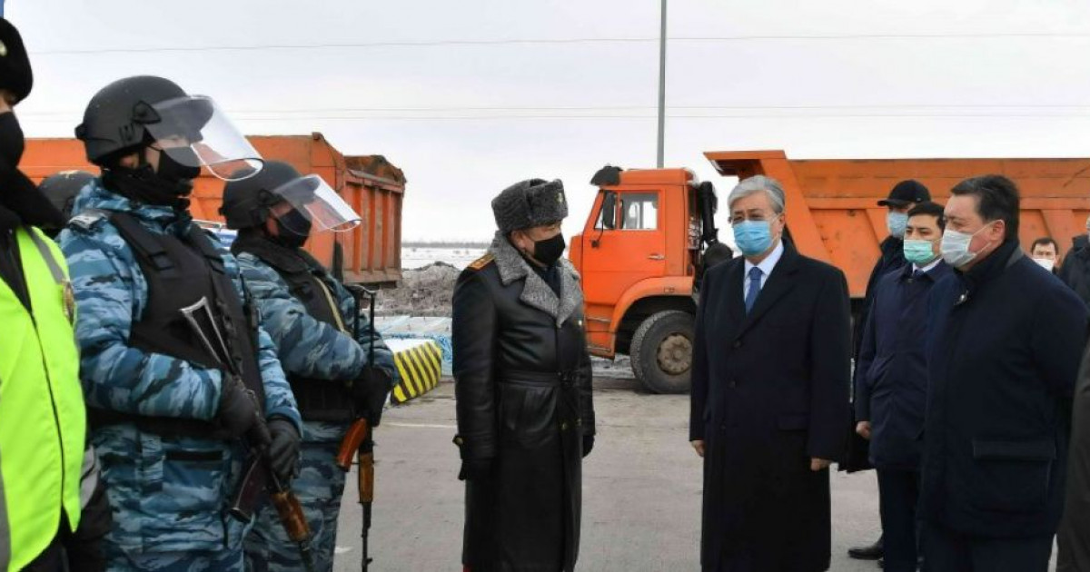 "Сақадай сай болған жөн": Президент елордадағы блок-бекеттің жұмысымен танысты