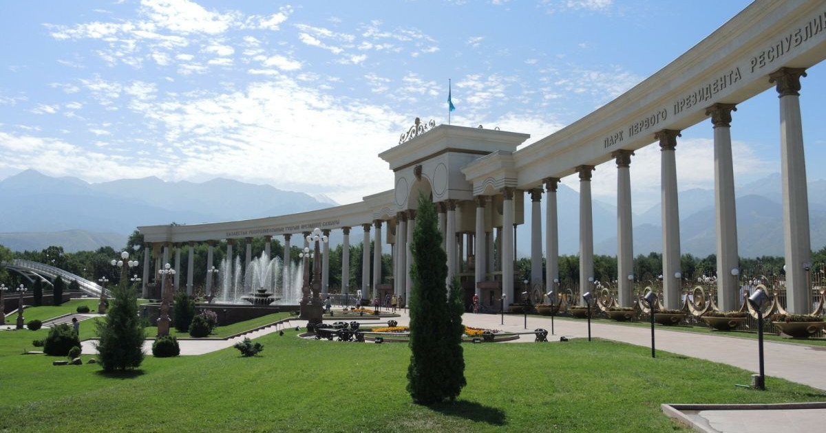 Алматыда бүгіннен бастап саябақтар да жабылады