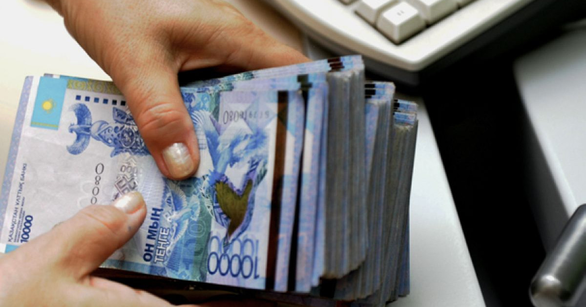 Наурызда Нұр-Сұлтан мен Алматы дәрігерлеріне 1,9 млрд теңге үстемақы төленді