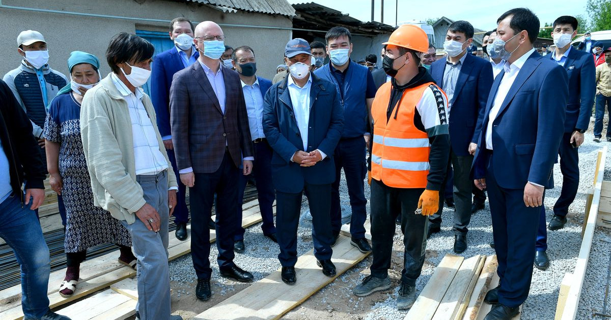 Роман Скляр Түркістан облысындағы төтенше жағдай салдарын жою жұмыстарымен танысты