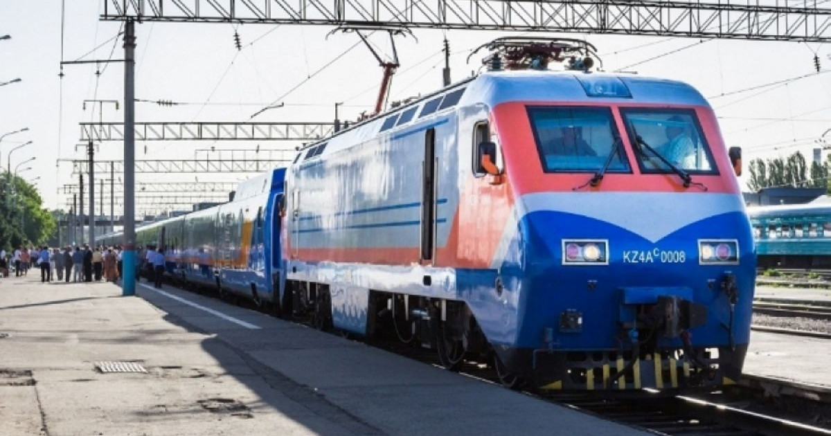 Пойыз жолаушылары да коронавирусқа тест тапсыра ма — министрлік жауап берді