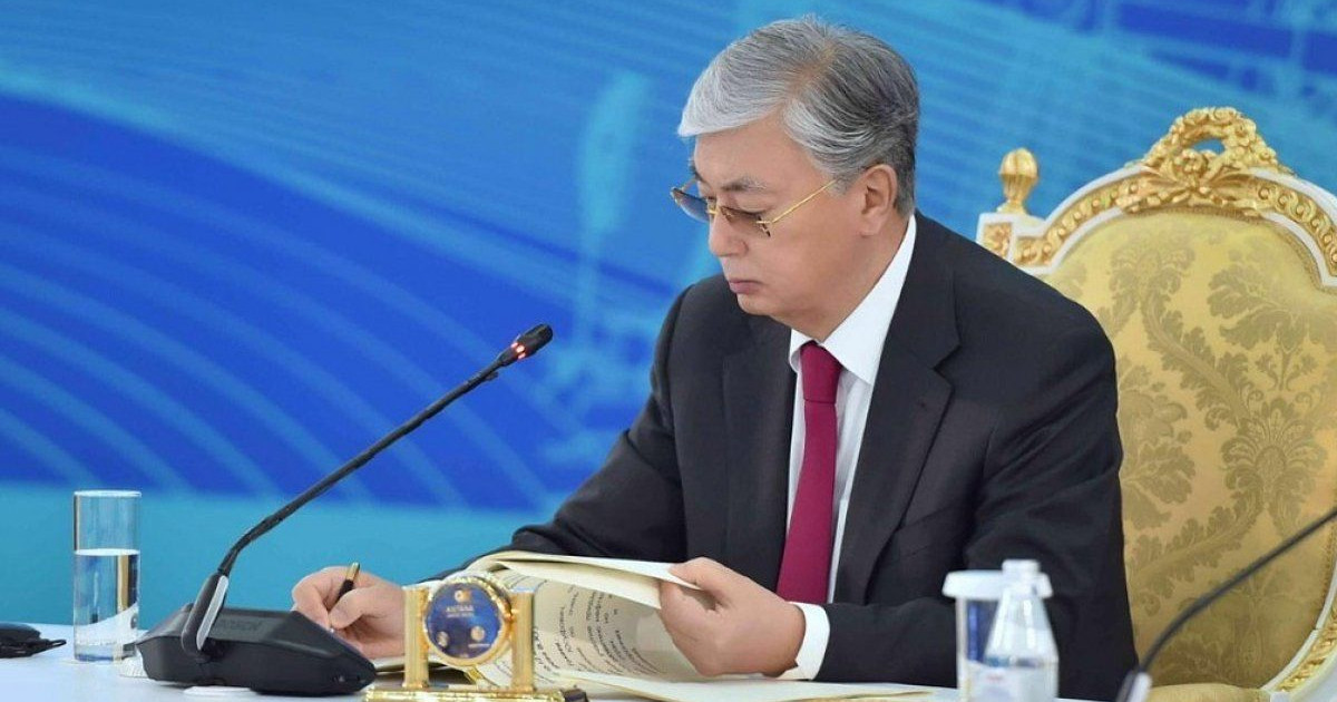 Президент Жарлығы: Нұрлан Ермекбаев пен Кәрім Мәсімовке жаңа әскери атақтар берілді