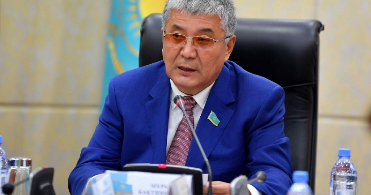 Ағайынды қолдайтын арнайы бағдарлама қажет