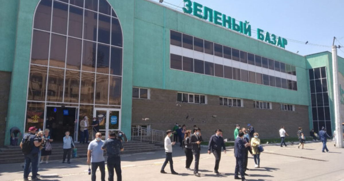Коронавирус: Алматыда Көк базар жабылды