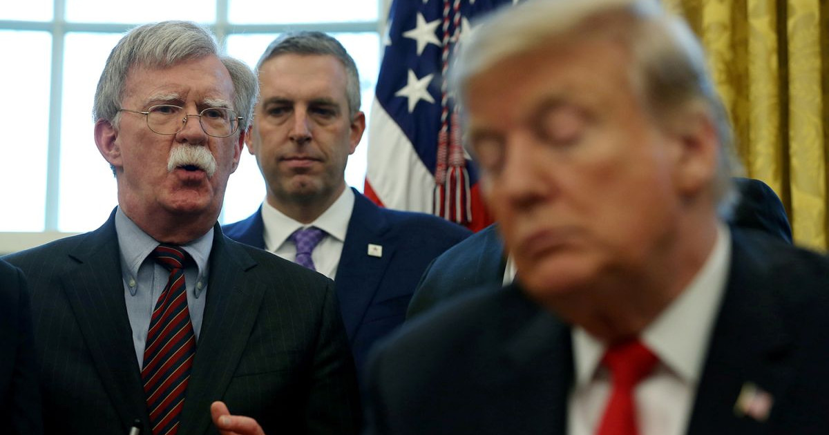 Бұрынғы кеңесшісі Трампты пандемия жайлы ескертулерді елемеді деп айыптады