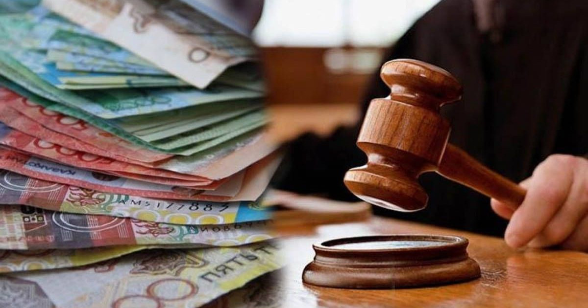 Дәрігерлерден ақша жинаған емхана директоры жауапқа тартылуда