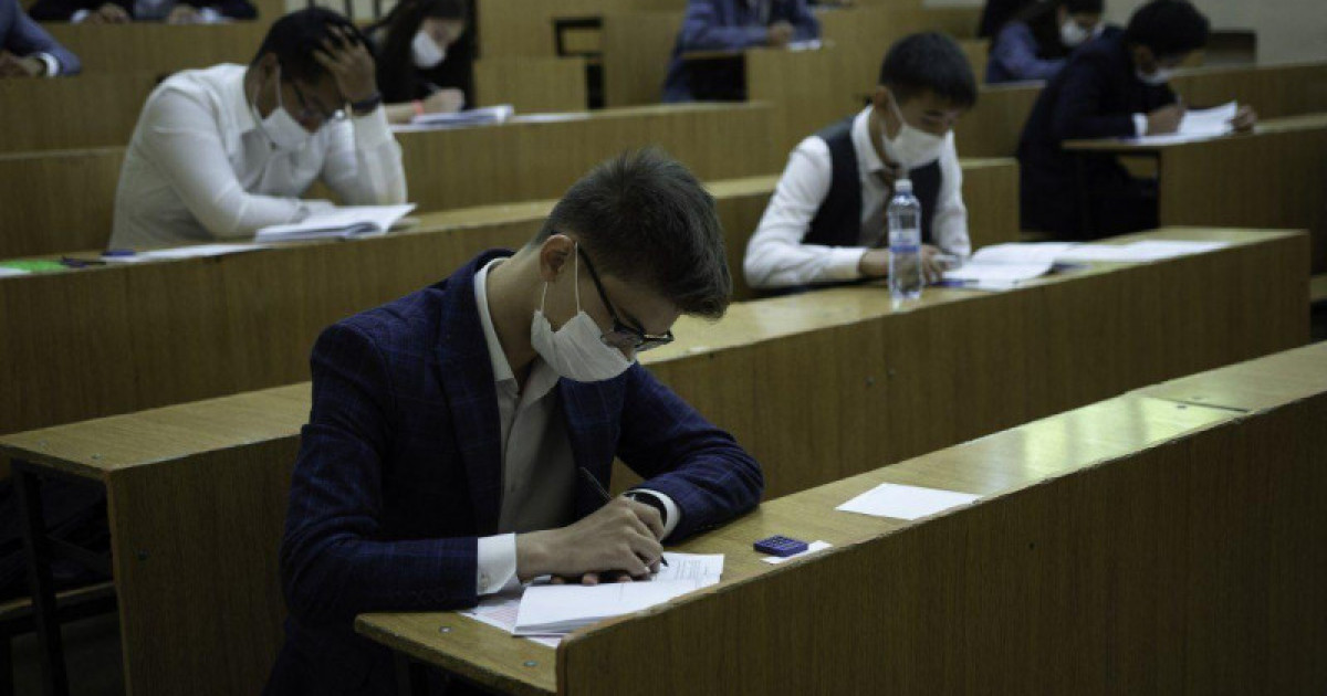 ҰБТ-2020: Мектеп түлектерінің 72 пайызы сынақ тапсырып үлгерді