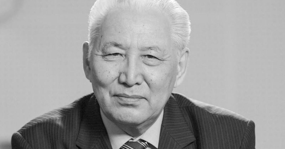 Кенжеғали Сағадиев дүниеден өтті