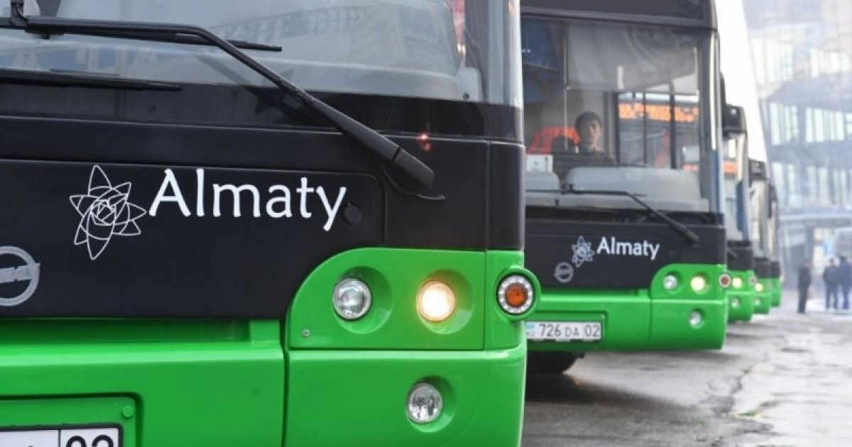 Алматыда қоғамдық көлік 20 пайызға қысқарды