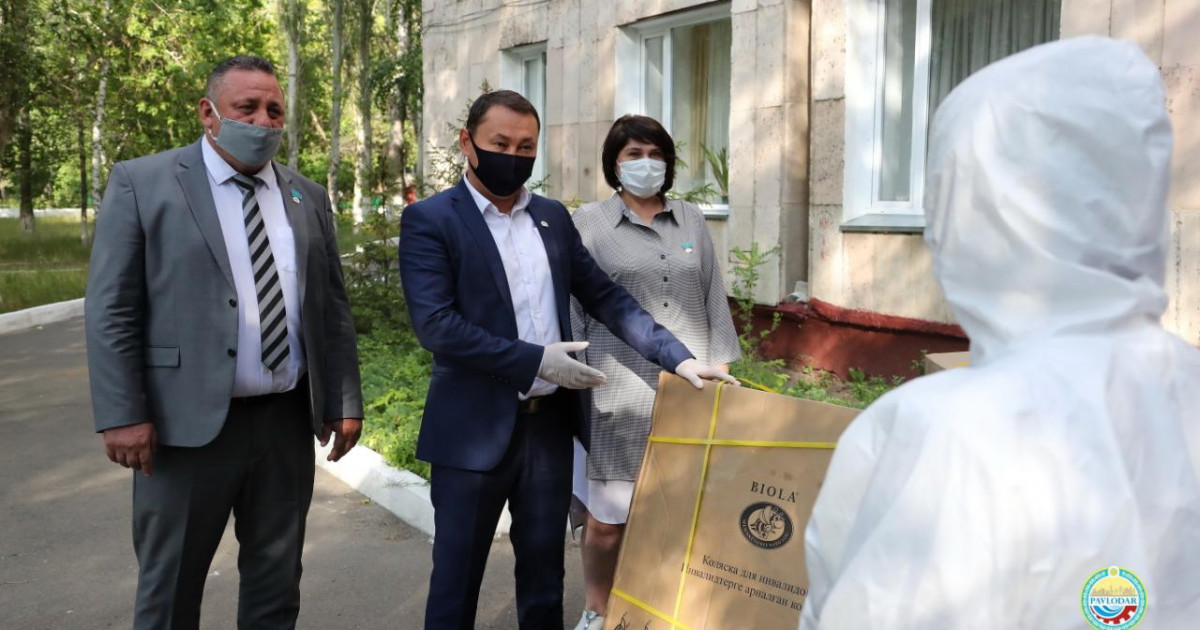 Нұротандықтар ауруханаға қажетті жабдықтарды алып берді