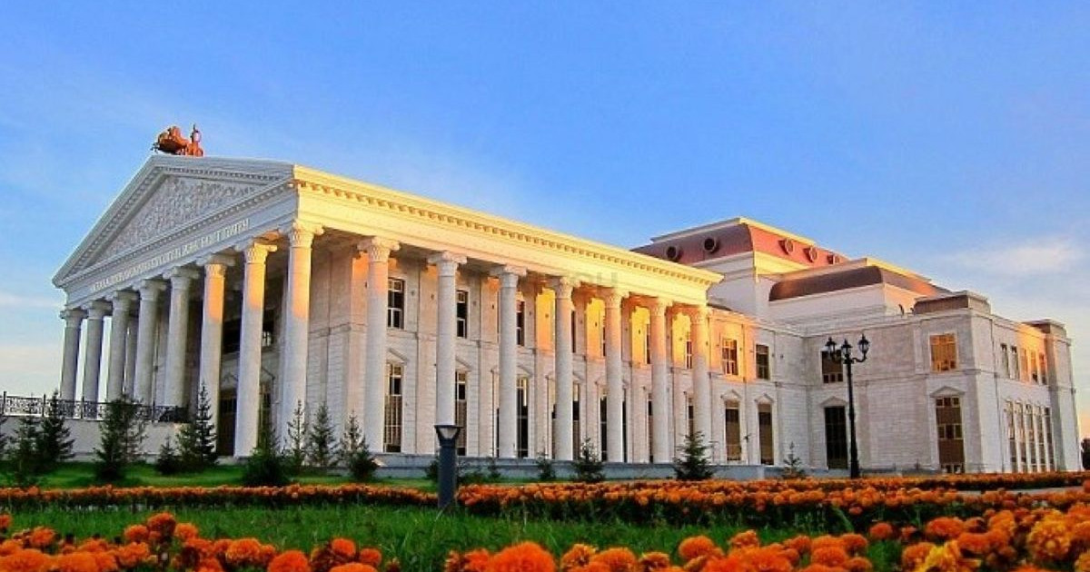 «Абай» операсы онлайн көрсетіледі