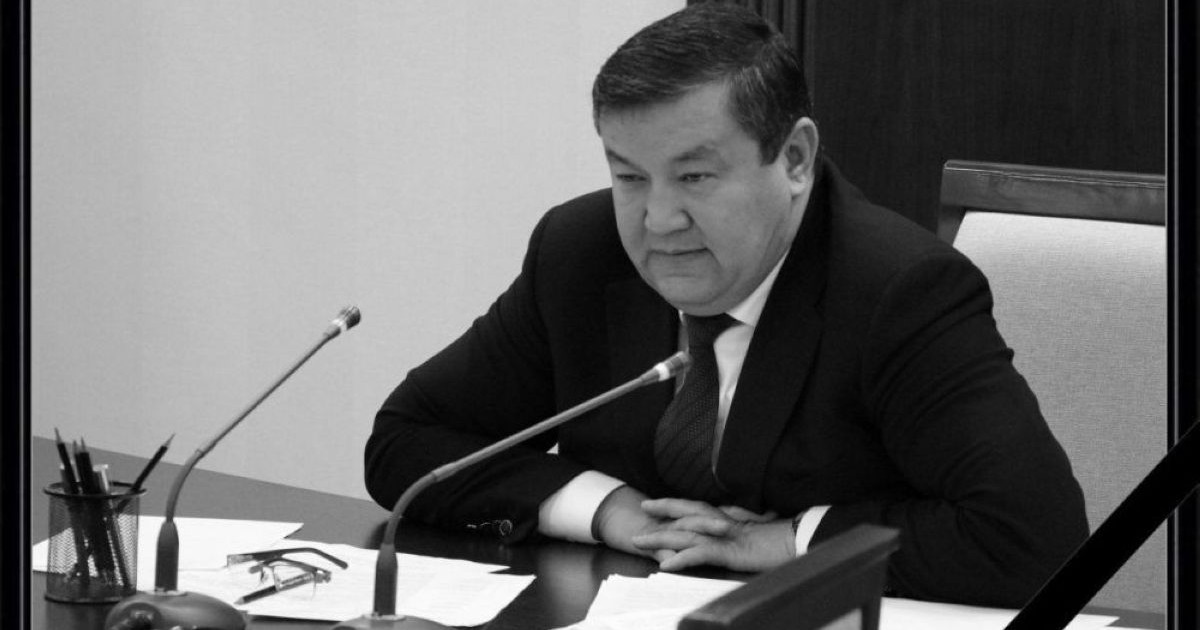 Өзбекстанның вице-премьері коронавирустан көз жұмды