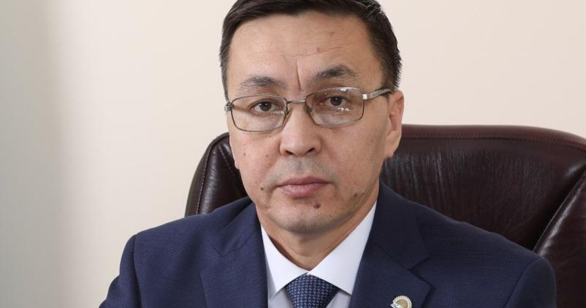 Орал әкімі жалақысы қанша екенін айтты