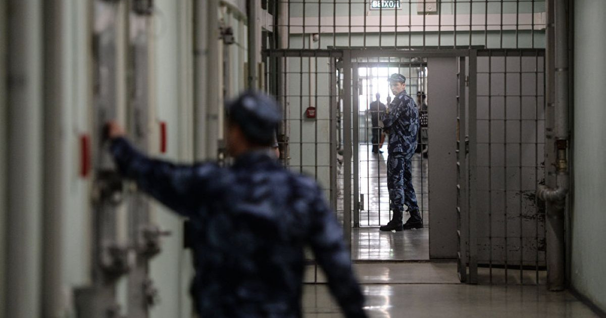 Қызылордада тергеу изоляторына әкелінген палау ішінен телефон табылды