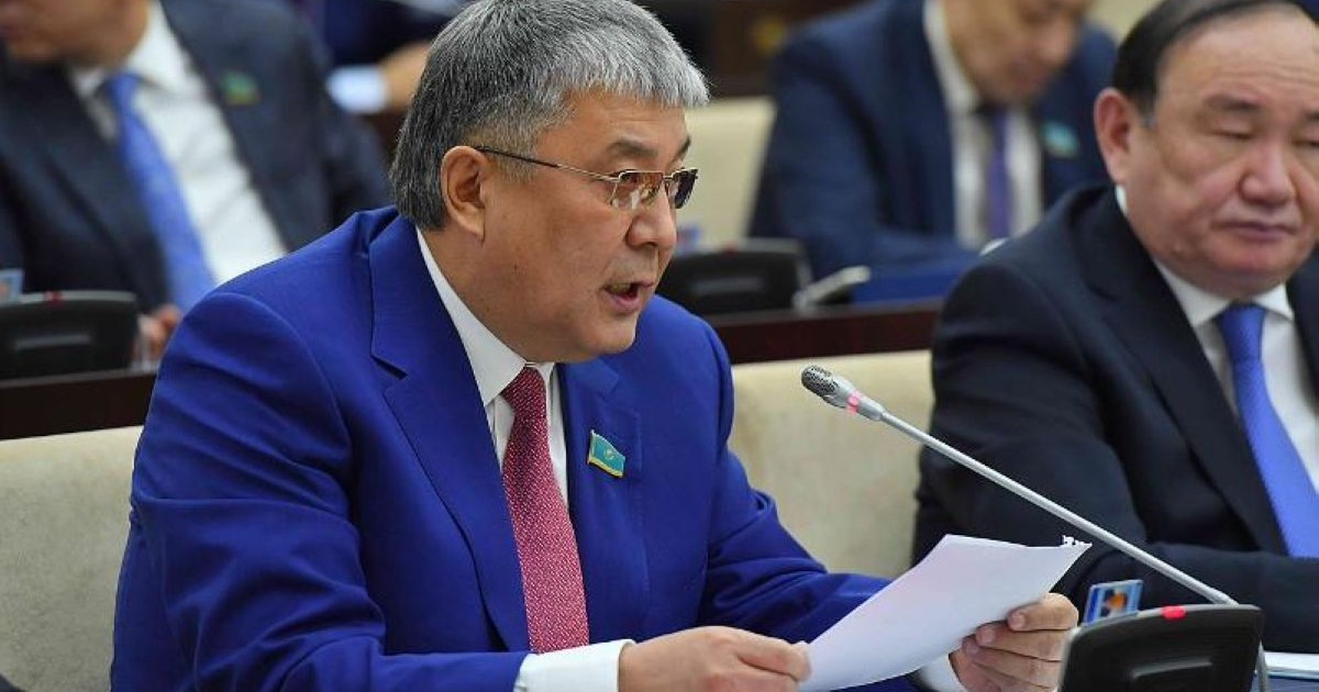 Білім және ғылым министрлігін екіге бөлу ұсынылды