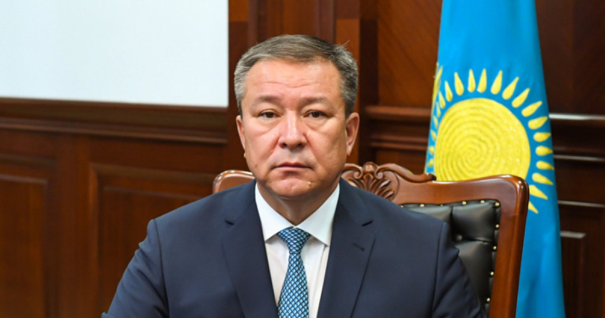 Сотталған әкім Арыстағы жарылыстан зардап шеккендерге жиналған ақшаны жымқырған