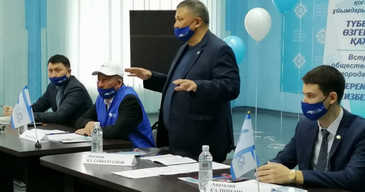 «Ақ жол» партиясы: Мемлекет салық төлейтіндерді қолдауға міндетті