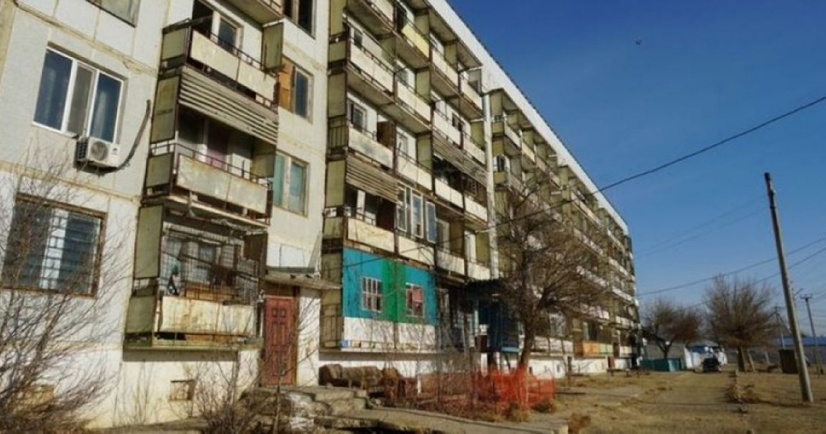 Төретамда көпбалалы отбасылар қаңыраған үйді паналауға мәжбүр