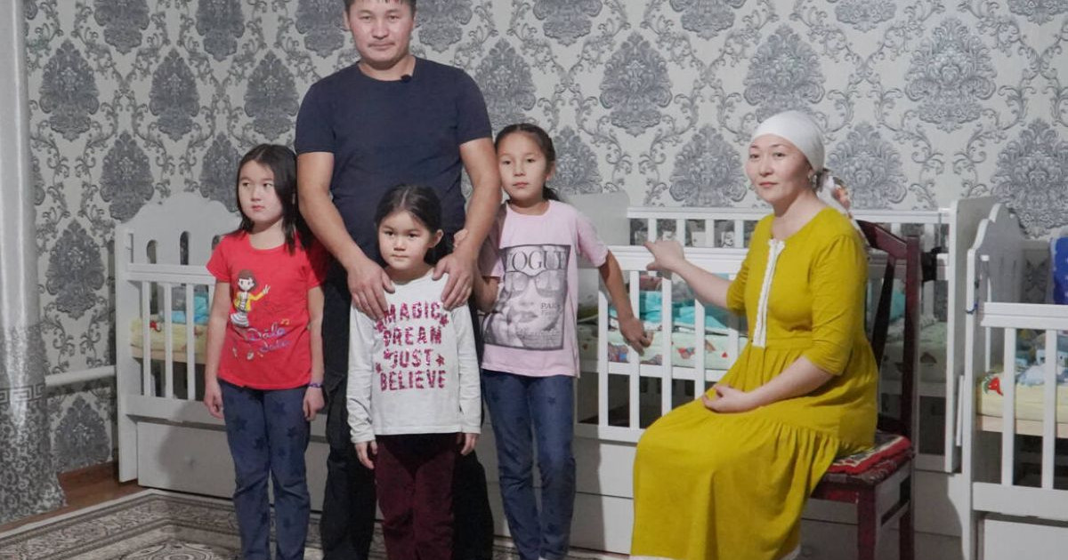 Үш қыздан соң үшем ұлды болған отбасы үйсіз жүр (видео)
