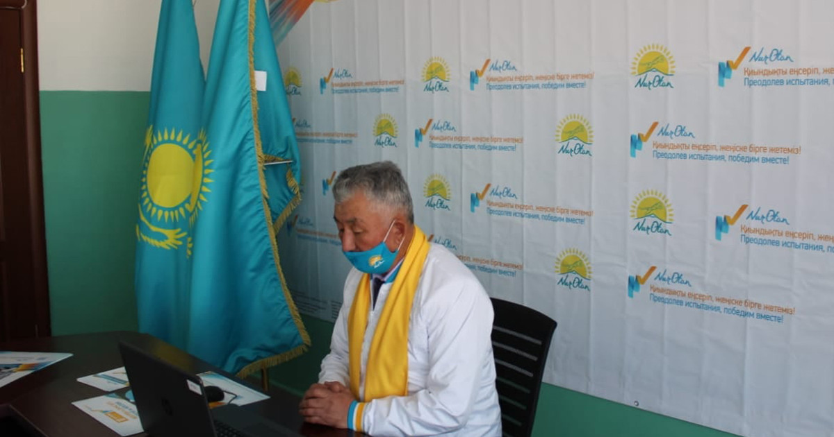Жалынды жастармен жүздесті