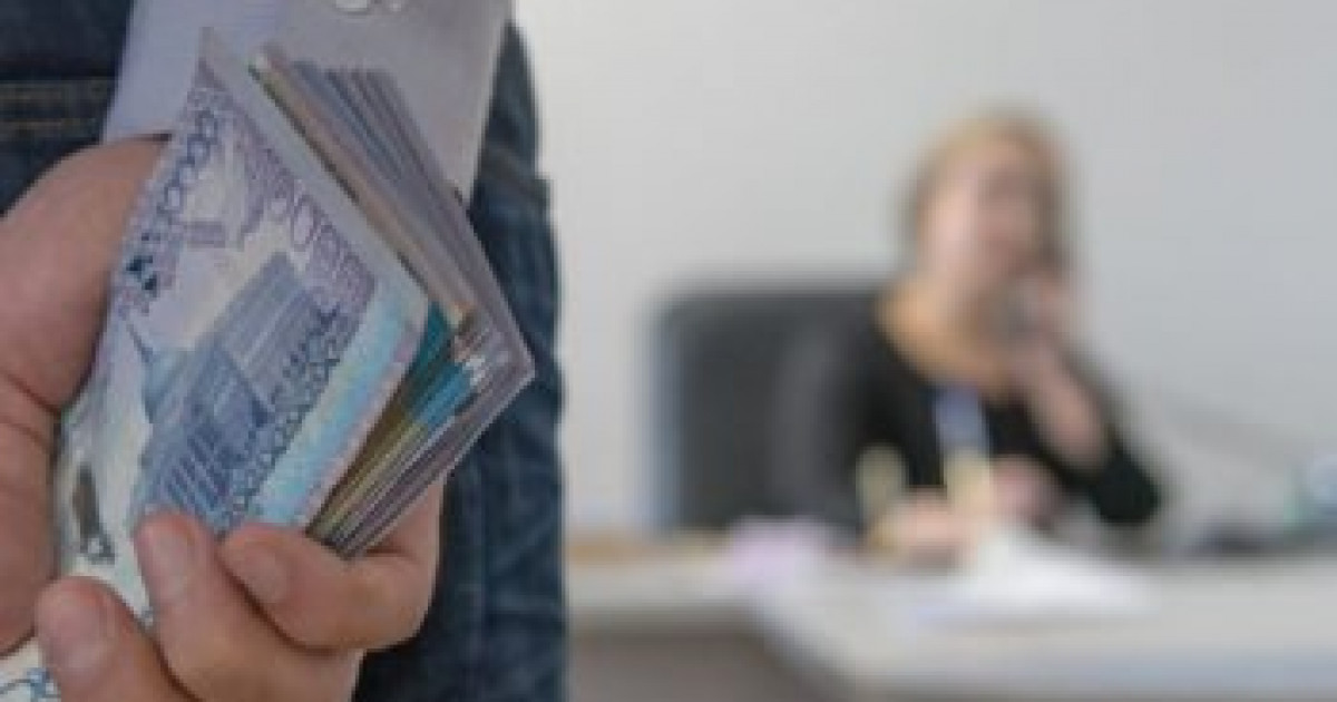 Қазақстандықтар көбінесе ем алу үшін пара береді – зерттеу
