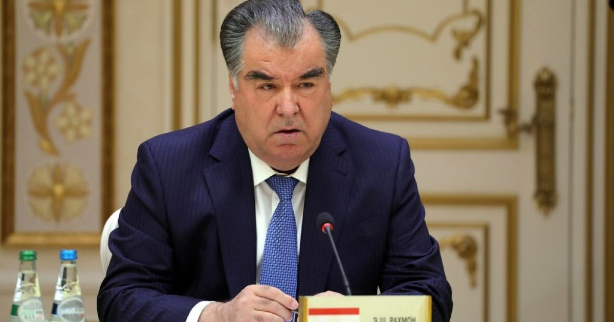 Эмомали Рахмон Тәжікстанның коронавирусты толық жеңгенін мәлімдеді