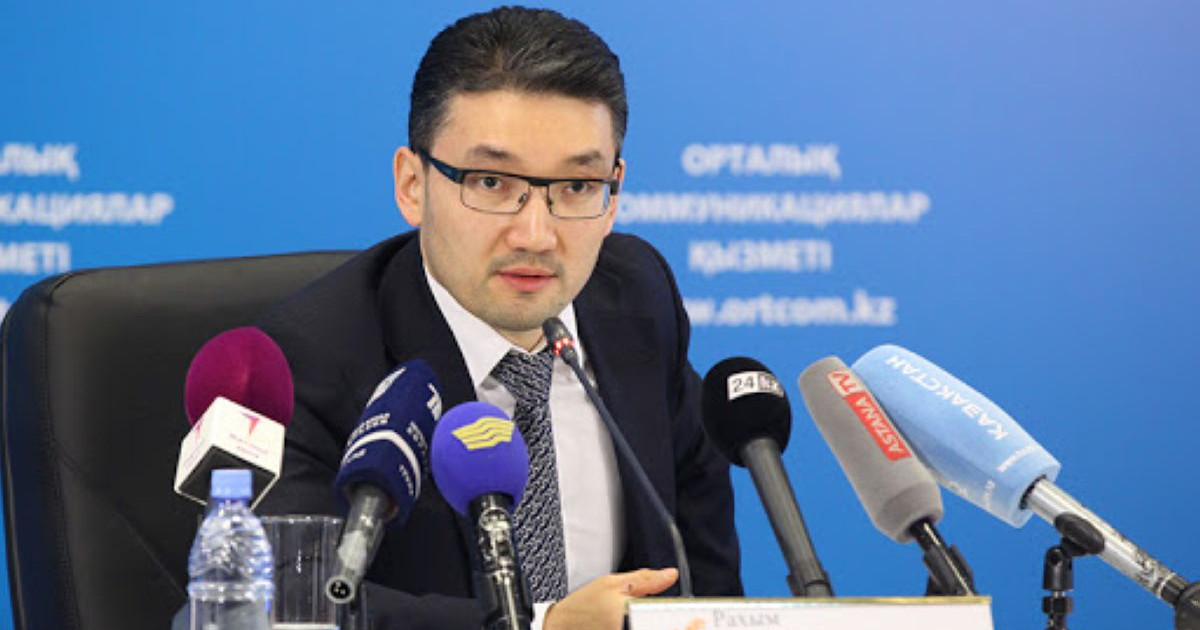 Рахым ОШАҚБАЕВ: Саясиландырудың жаңа кезеңі басталмақ
