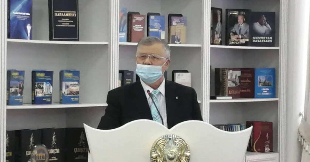 Үзбен Құрманбайұлының жаңа кітабы жарық көрді