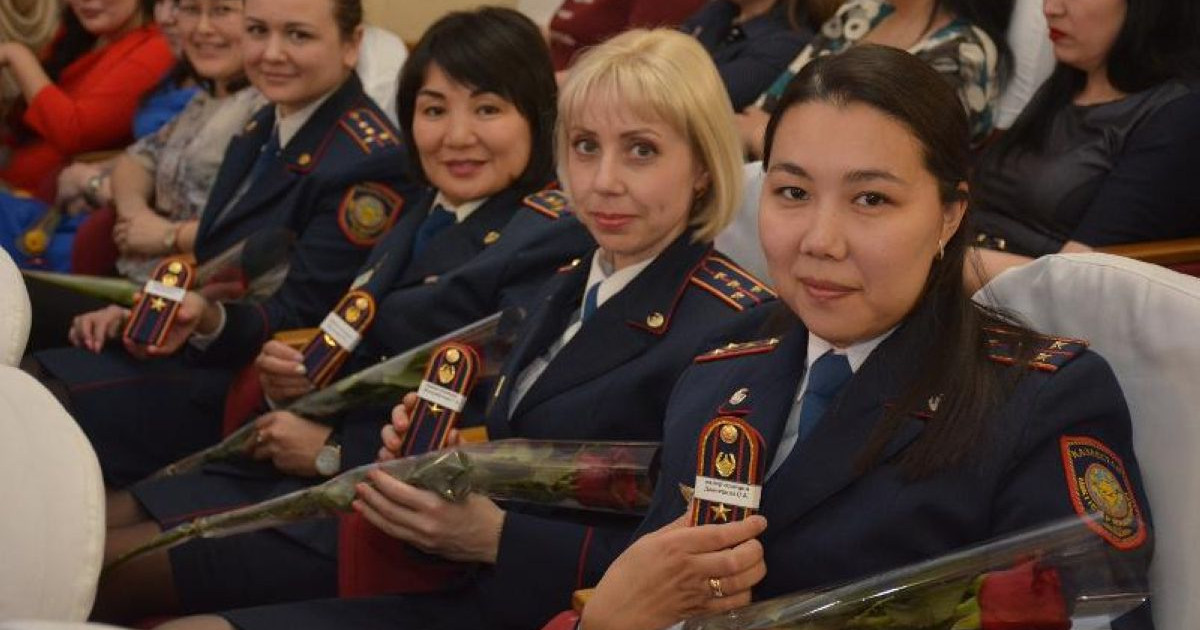 Елімізде полиция қатарында 11 мың қыз-келіншек қызмет етеді