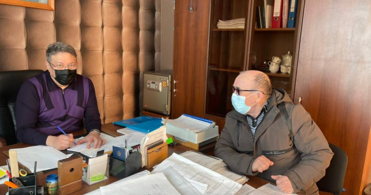«Nur Otan» депутаты Чернобыль апатын жоюға қатысқан ардагерлерге көмектесті