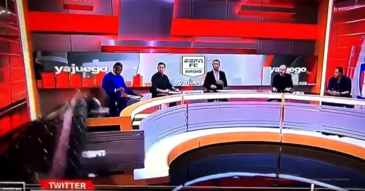 Тікелей эфир кезінде тележүргізушіні декорация басып қалды (видео)