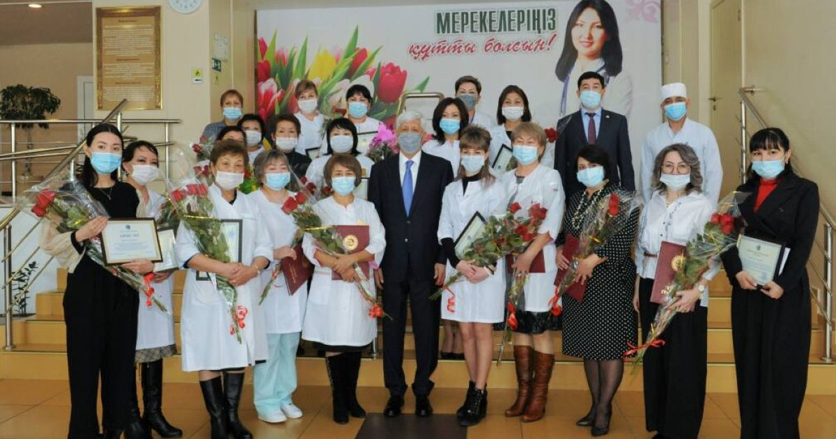 Алматы облысының дәрігер қыз-келіншектері марапатталды