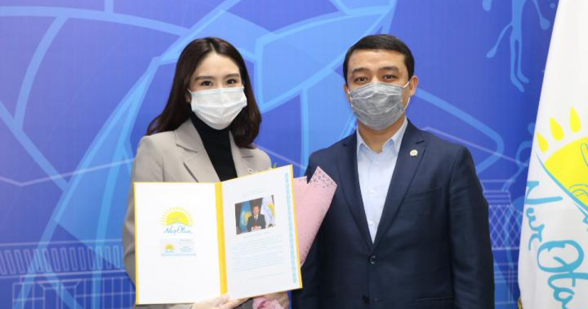Белгілі әнші Индира Еділбаева «Nur Otan» партиясын таңдады