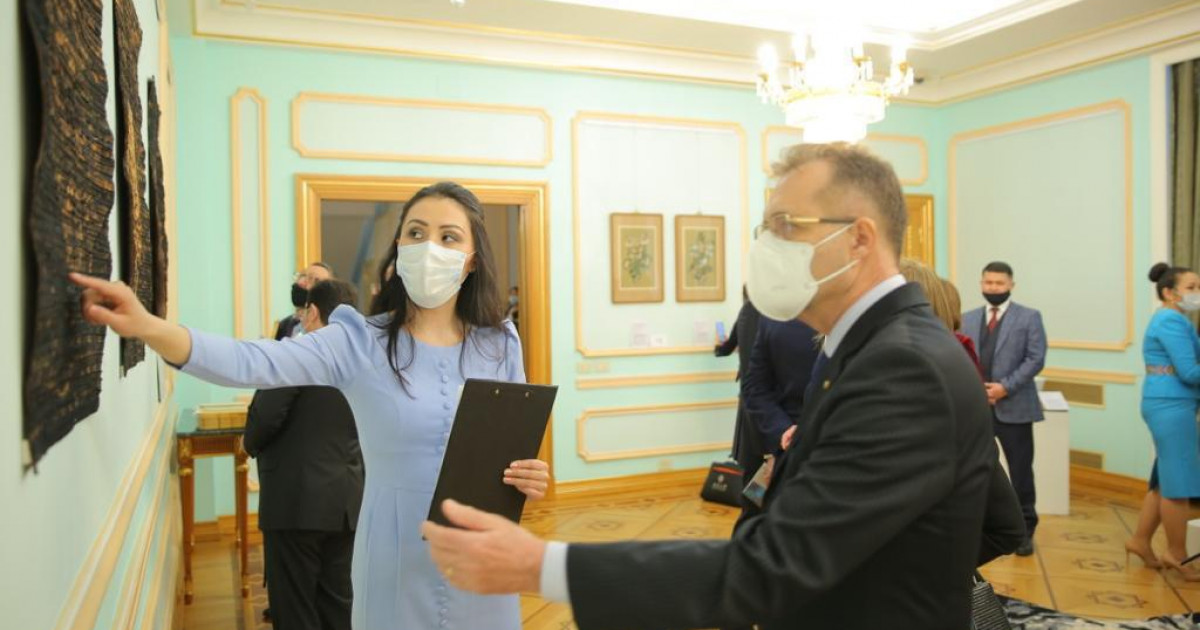 Елбасы кітапханасында «Корея түстері: кеше және бүгін» көрмесінің ашылуы өтті
