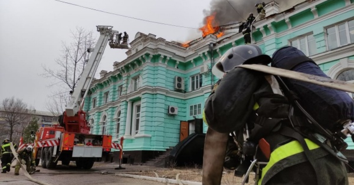 Ресейде дәрігерлер өртеніп жатқан ауруханада операция жасап шыққан