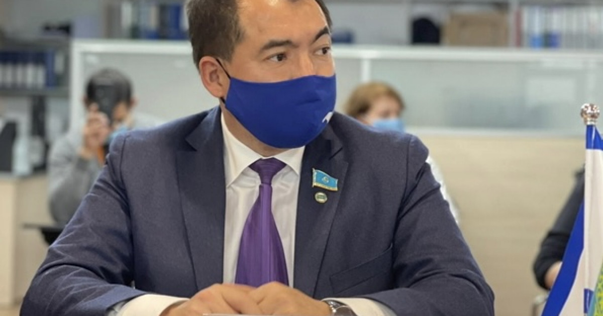 Депутат техникалық қызметкерлердің жалақысын көтеруді ұсынды