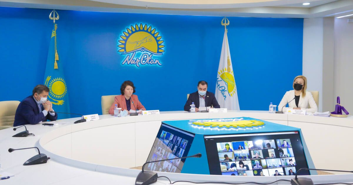 Білім мен ғылымды дамытудың Республикалық Қоғамдық кеңесінің алғашқы отырысы өтті