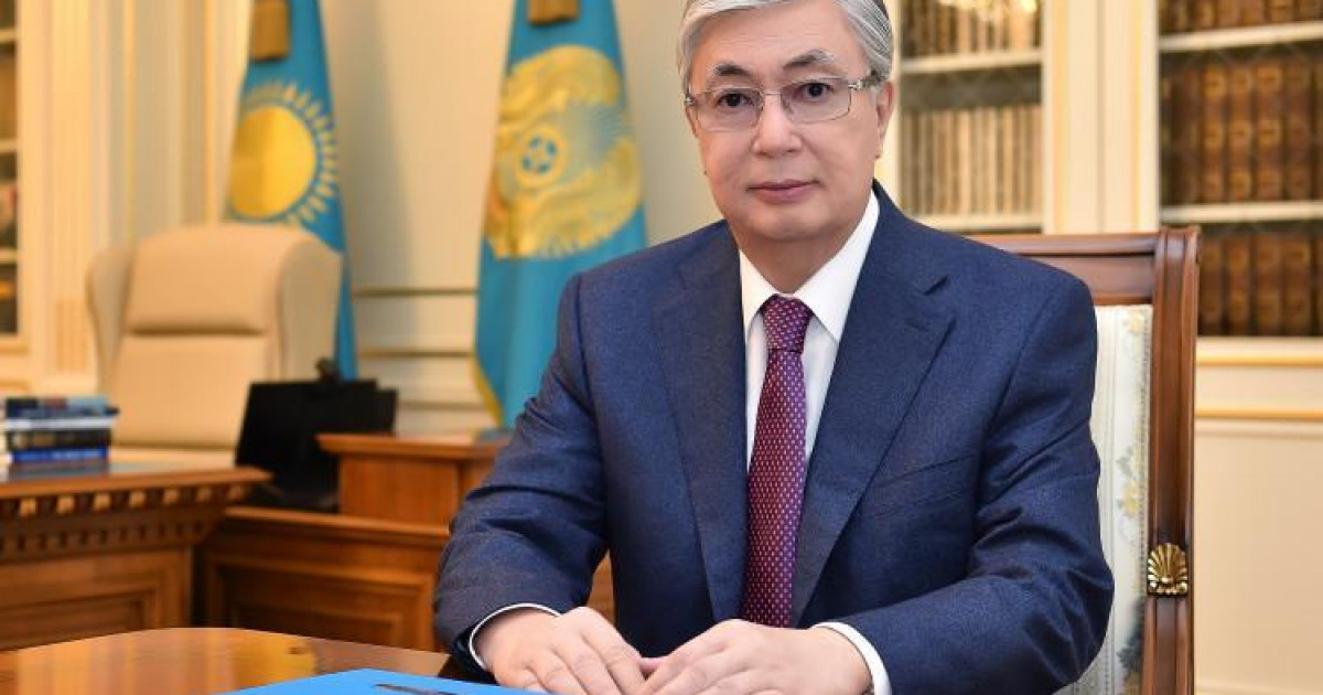 Мемлекет басшысы халықты Отан қорғаушылар күнімен құттықтады